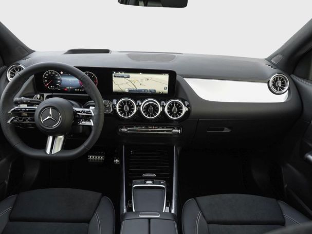 Mercedes-Benz GLA 220 d 4MATIC AMG Night Panorama Distronic