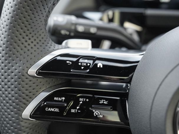 Mercedes-Benz GLA 220 d 4MATIC AMG Night Panorama Distronic