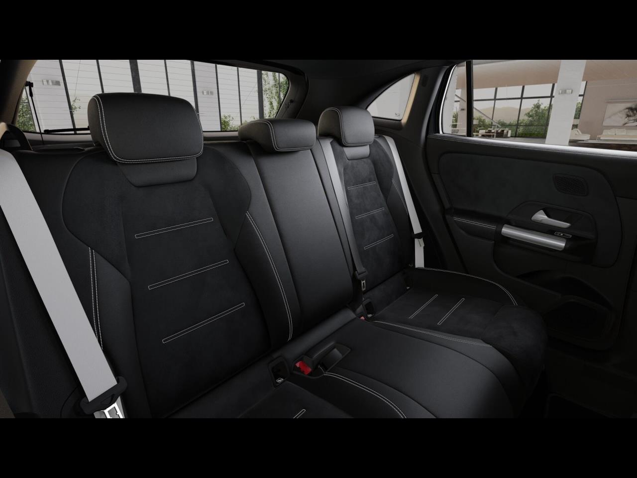 Mercedes-Benz GLA 220 d 4MATIC AMG Night Panorama Distronic