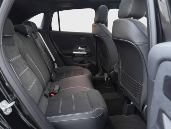 Mercedes-Benz GLA 220 d 4MATIC AMG Night Panorama 360° HUD AHK