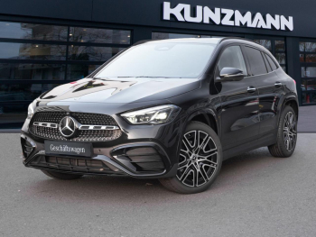 Mercedes-Benz GLA 220 d 4MATIC AMG Night Panorama 360° HUD AHK