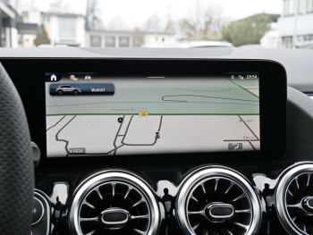 Mercedes-Benz GLA 220 d 4MATIC AMG Night Panorama 360° AHK