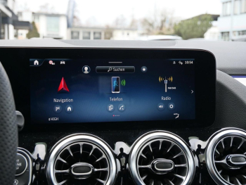 Mercedes-Benz GLA 220 d 4MATIC AMG Night Panorama 360° AHK