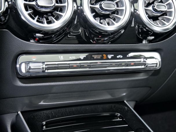 Mercedes-Benz GLA 220 d 4MATIC AMG Night Panorama 360° AHK