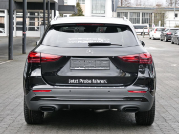 Mercedes-Benz GLA 220 d 4MATIC AMG Night Panorama 360° AHK