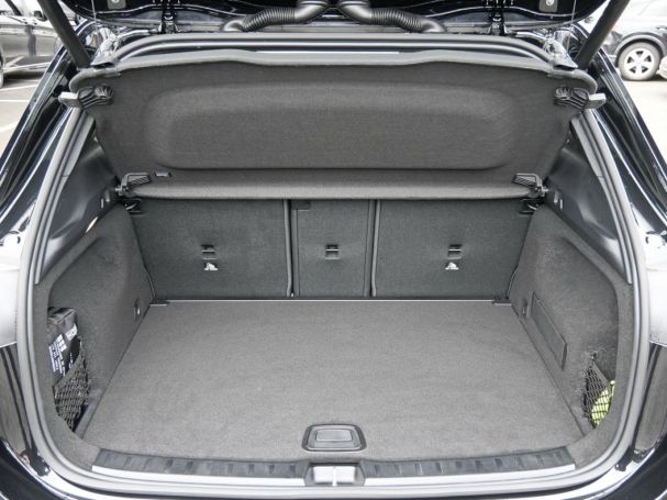 Mercedes-Benz GLA 220 d 4MATIC AMG Night Panorama 360° AHK