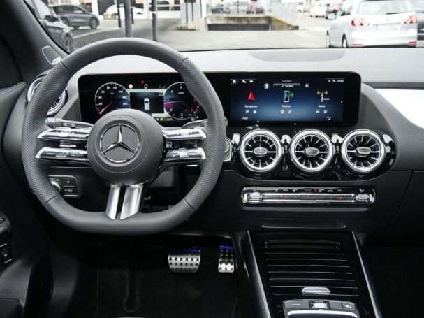 Mercedes-Benz GLA 220 d 4MATIC AMG Night Panorama 360° AHK