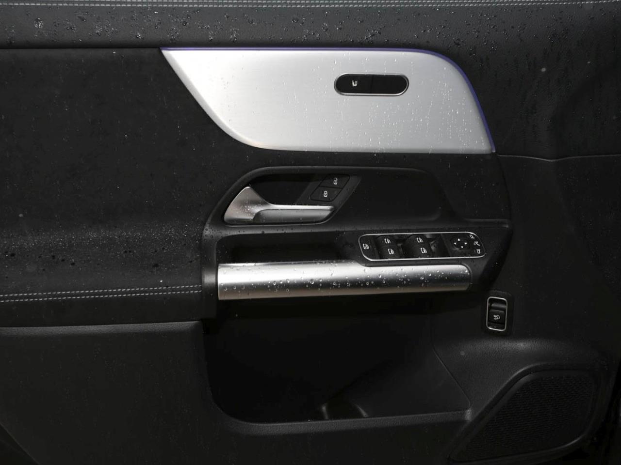 Mercedes-Benz GLA 220 d 4MATIC AMG Night Panorama Kamera AHK