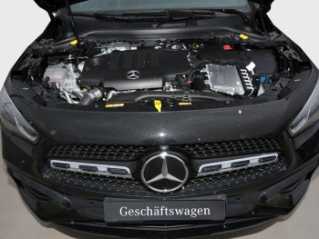 Mercedes-Benz GLA 220 d 4MATIC AMG Night Panorama Kamera AHK