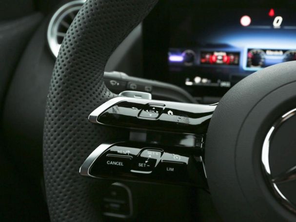 Mercedes-Benz GLA 220 d 4MATIC AMG Night Panorama Kamera AHK