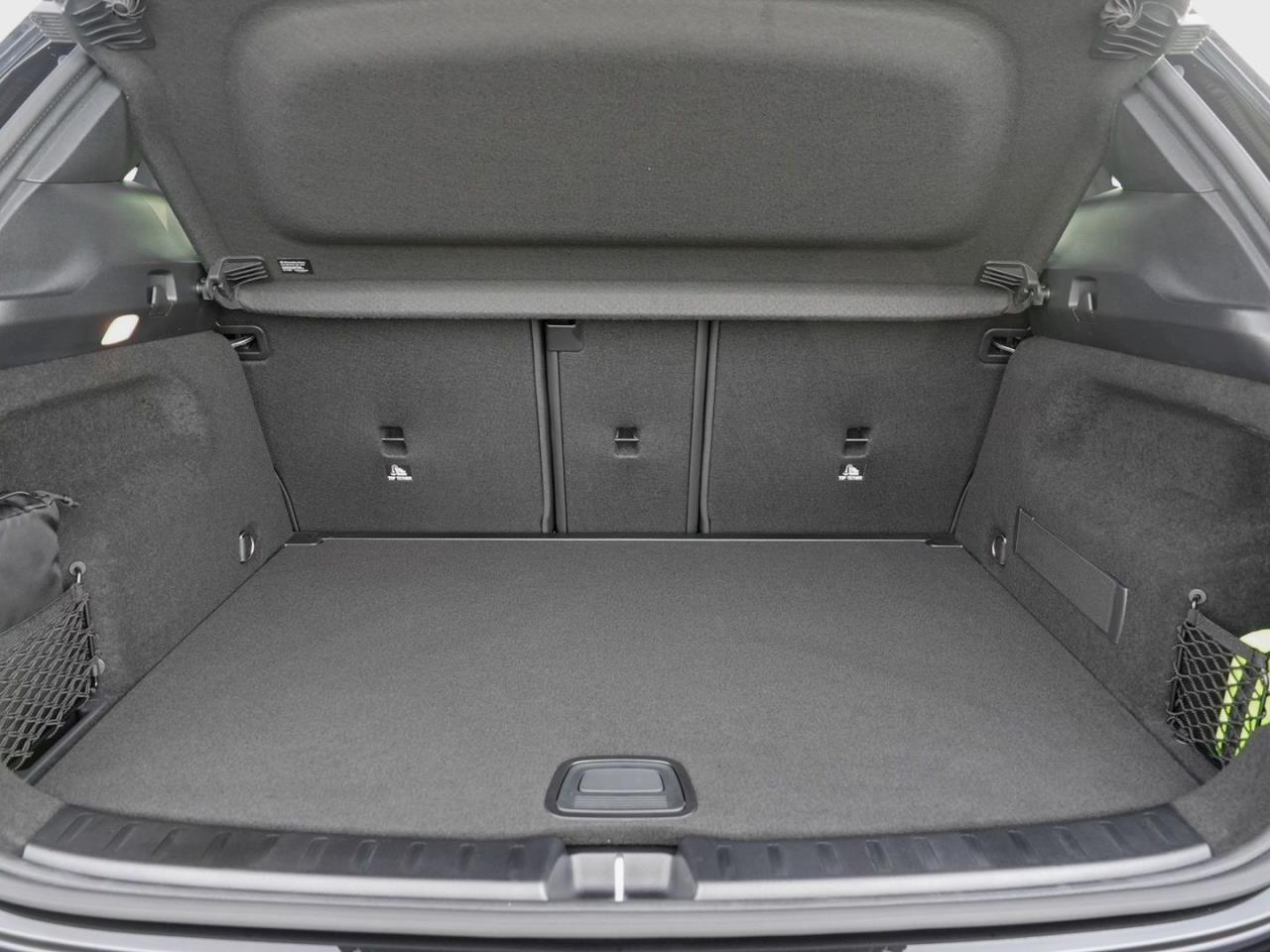 Mercedes-Benz GLA 220 d 4MATIC AMG Night Distronic Panorama