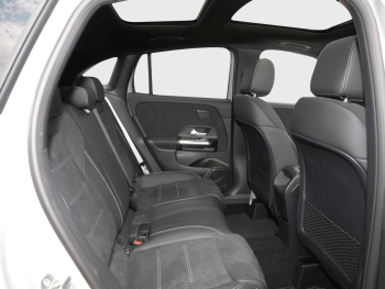 Mercedes-Benz GLA 220 d 4MATIC AMG Night Panorama Kamera AHK