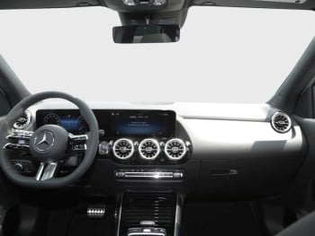 Mercedes-Benz GLA 220 d 4MATIC AMG Night Panorama Kamera AHK