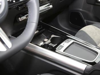 Mercedes-Benz GLA 220 d 4MATIC AMG Night Panorama Kamera AHK