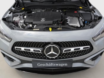 Mercedes-Benz GLA 220 d 4MATIC AMG Night Panorama Kamera AHK