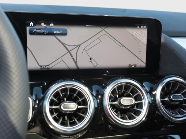 Mercedes-Benz GLA 220 d 4MATIC AMG MBUX Navi Panorama AHK 360° Mercedes-Benz GLA 220 d 4MATIC AMG MBUX Navi Panorama AHK 360°