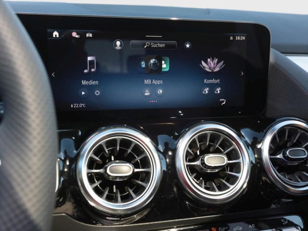 Mercedes-Benz GLA 220 d 4MATIC AMG MBUX Navi Panorama AHK 360° Mercedes-Benz GLA 220 d 4MATIC AMG MBUX Navi Panorama AHK 360°