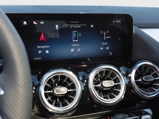 Mercedes-Benz GLA 220 d 4MATIC AMG MBUX Navi Panorama AHK 360° Mercedes-Benz GLA 220 d 4MATIC AMG MBUX Navi Panorama AHK 360°