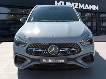 Mercedes-Benz GLA 220 d 4MATIC AMG MBUX Navi Panorama AHK 360°