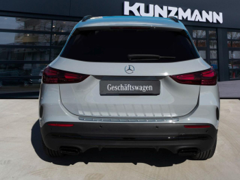 Mercedes-Benz GLA 220 d 4MATIC AMG MBUX Navi Panorama AHK 360°