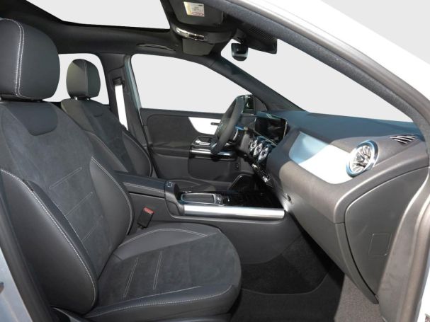 Mercedes-Benz GLA 220 d 4MATIC AMG MBUX Navi Panorama AHK 360° Mercedes-Benz GLA 220 d 4MATIC AMG MBUX Navi Panorama AHK 360°