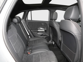 Mercedes-Benz GLA 220 d 4MATIC AMG Night Panorama Kamera AHK