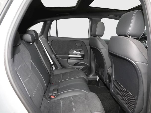 Mercedes-Benz GLA 220 d 4MATIC AMG Night Panorama Kamera AHK