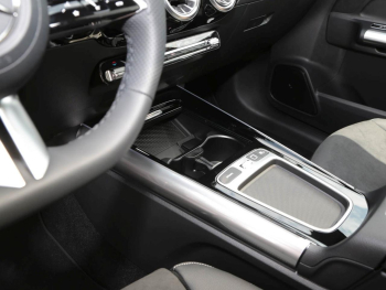 Mercedes-Benz GLA 220 d 4MATIC AMG Night Panorama Kamera AHK