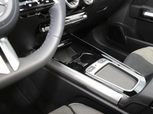 Mercedes-Benz GLA 220 d 4MATIC AMG Night Panorama Kamera AHK