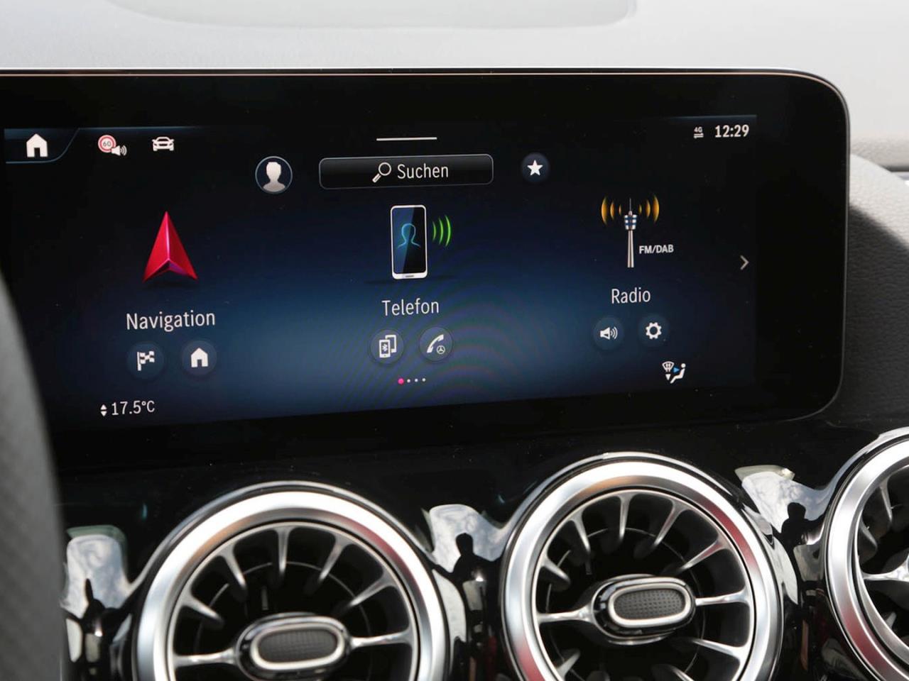 Mercedes-Benz GLA 220 d 4MATIC AMG Night Panorama Kamera AHK