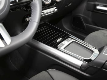 Mercedes-Benz GLA 220 d 4MATIC AMG Night Panorama Kamera AHK