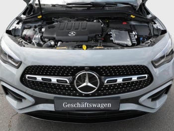 Mercedes-Benz GLA 220 d 4MATIC AMG Night Panorama Kamera AHK
