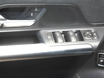 Mercedes-Benz GLA 220 d 4MATIC AMG Night Panorama Kamera AHK