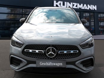 Mercedes-Benz GLA 220 d 4MATIC AMG Night Panorama Kamera AHK