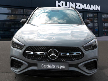 Mercedes-Benz GLA 220 d 4MATIC AMG Night Panorama Kamera AHK
