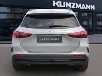 Mercedes-Benz GLA 220 d 4MATIC AMG Night Panorama Kamera AHK