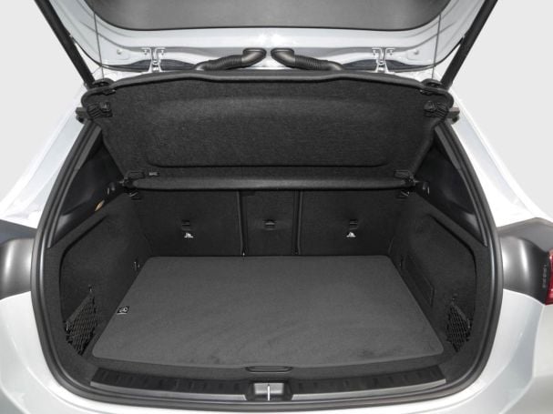 Mercedes-Benz GLA 220 d 4MATIC AMG Night Panorama Kamera AHK