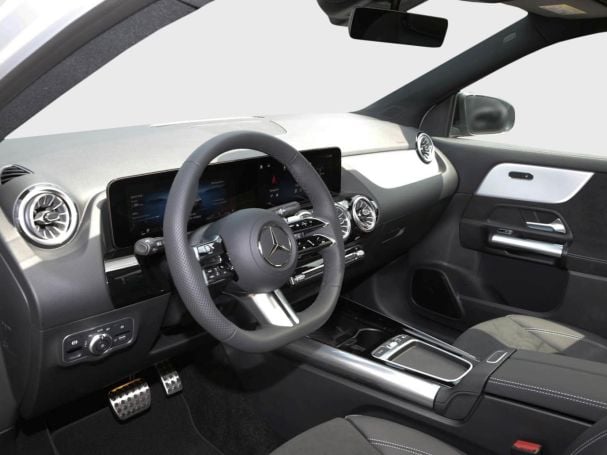 Mercedes-Benz GLA 220 d 4MATIC AMG Night Panorama Kamera AHK