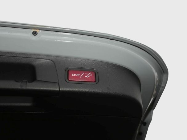 Mercedes-Benz GLA 220 d 4MATIC AMG Night Panorama Kamera AHK