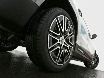 Mercedes-Benz GLA 220 d 4MATIC AMG Night Panorama Kamera AHK