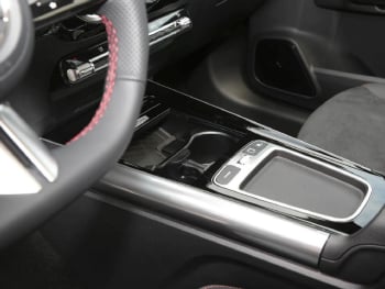 Mercedes-Benz GLA 220 d 4MATIC AMG Panorama Easy-Pack AHK 360°