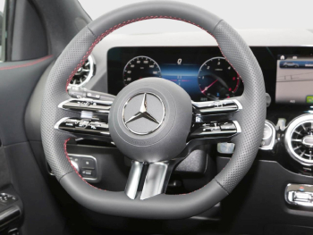 Mercedes-Benz GLA 220 d 4MATIC AMG Panorama Easy-Pack AHK 360°