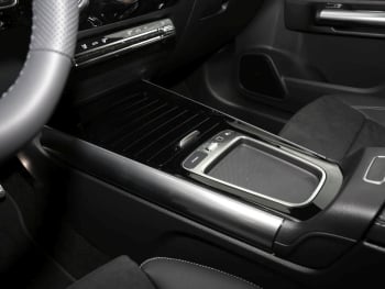 Mercedes-Benz GLA 220 d 4MATIC AMG Night Panorama AHK HUD 360°