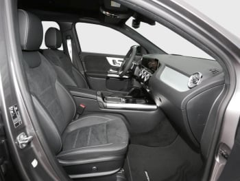 Mercedes-Benz GLA 220 d 4MATIC AMG Night Panorama AHK HUD 360°