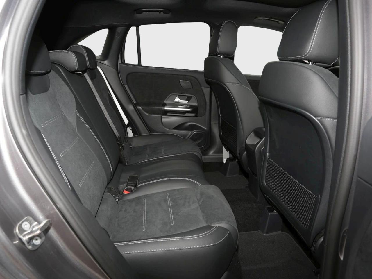 Mercedes-Benz GLA 220 d 4MATIC AMG Night 360° Panorama HeadUp