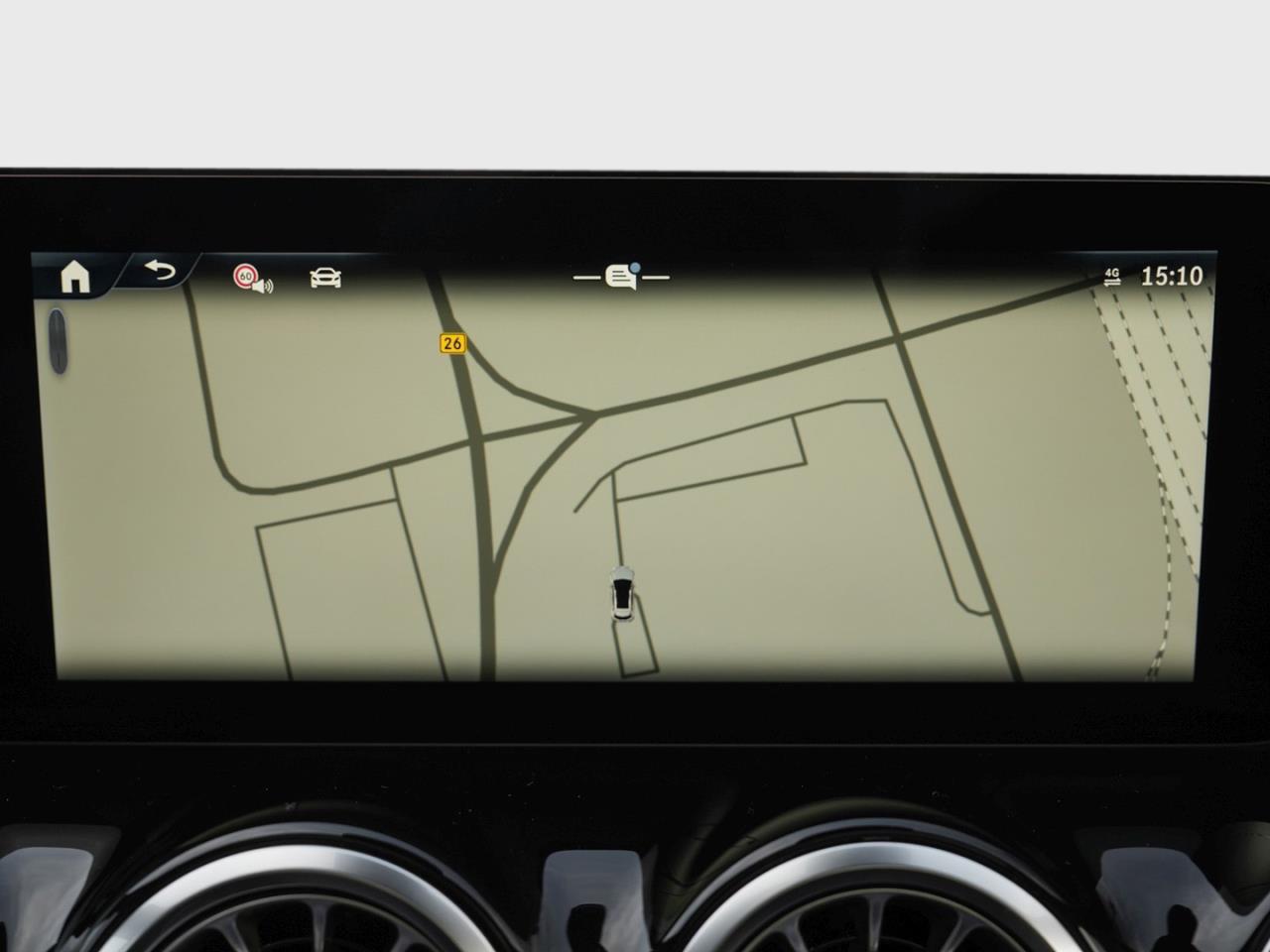 Mercedes-Benz GLA 220 d 4MATIC Night Distronic Navi 360°K AHK