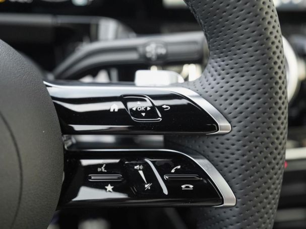 Mercedes-Benz GLA 220 d 4MATIC Night Distronic Navi 360°K AHK