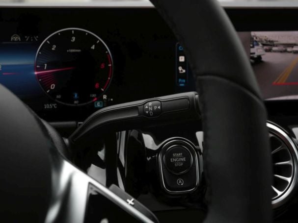 Mercedes-Benz GLA 220 d 4MATIC Progressive Night Panorama AHK