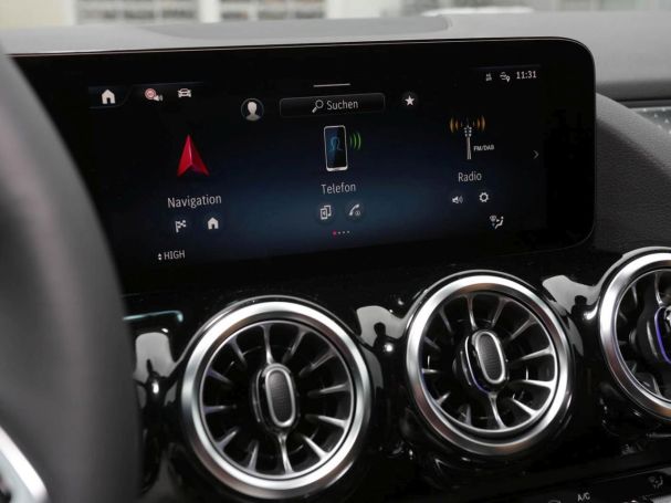 Mercedes-Benz GLA 220 d 4MATIC Progressive Night Panorama AHK