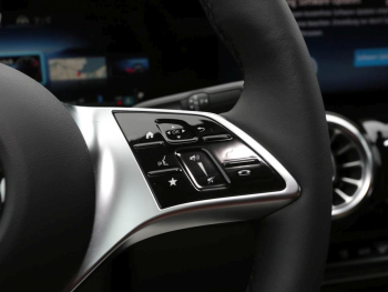 Mercedes-Benz GLA 220 d 4MATIC Progressive Night Panorama AHK